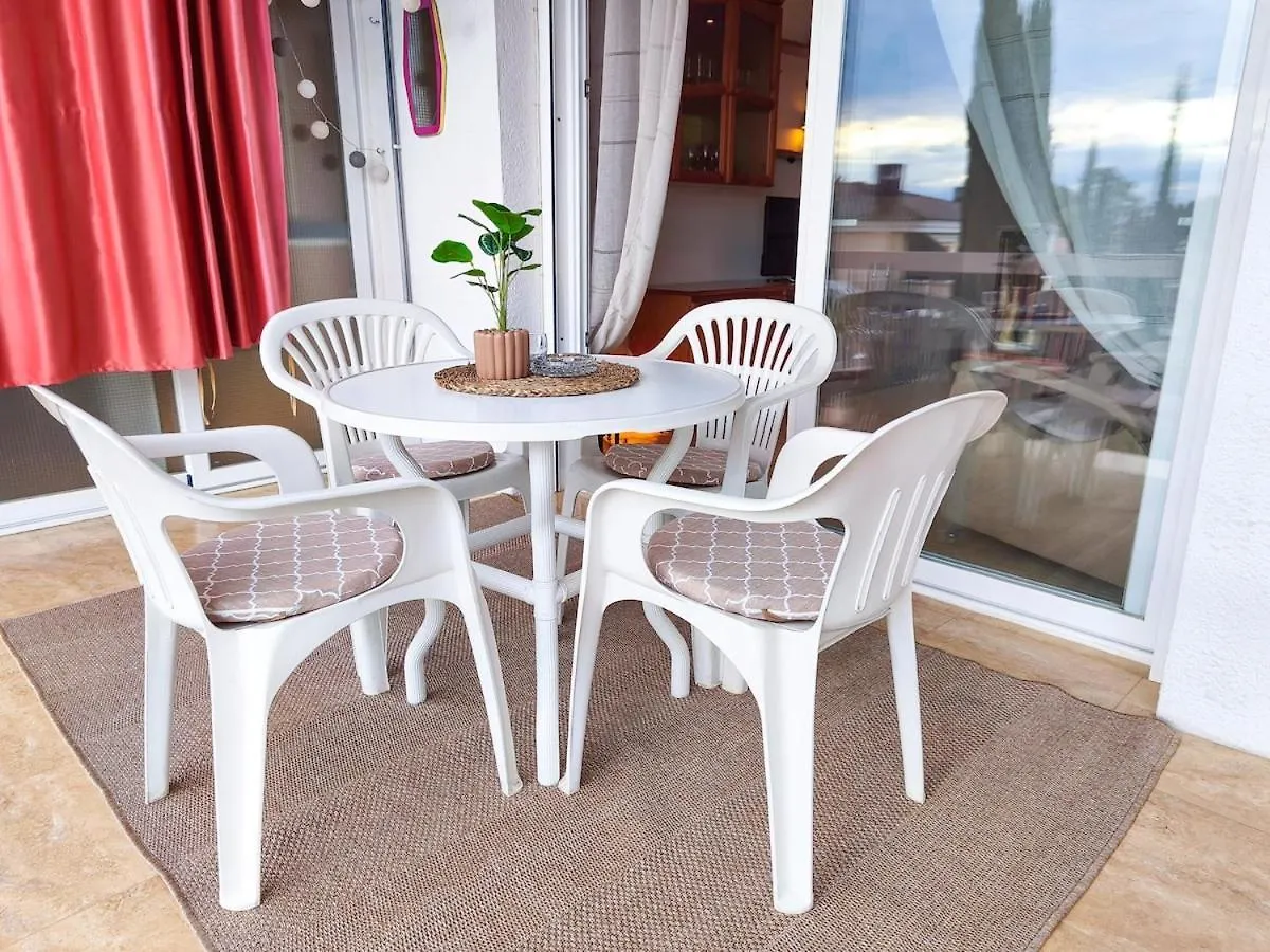 New Apartment Costa Brava, Seaview! Nearby Beach يوريت دي مار 0*,  إسبانيا