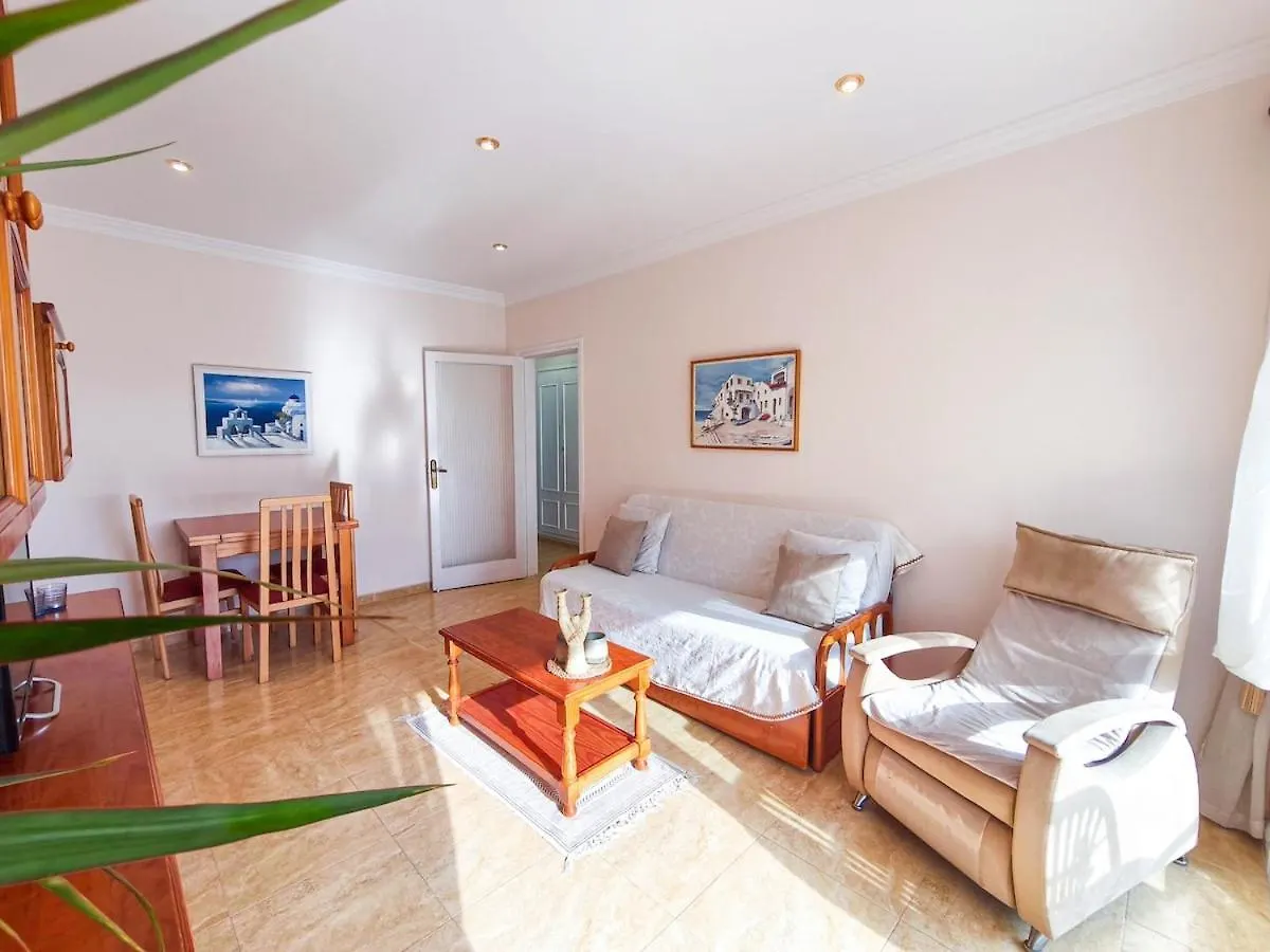 New Apartment Costa Brava, Seaview! Nearby Beach يوريت دي مار