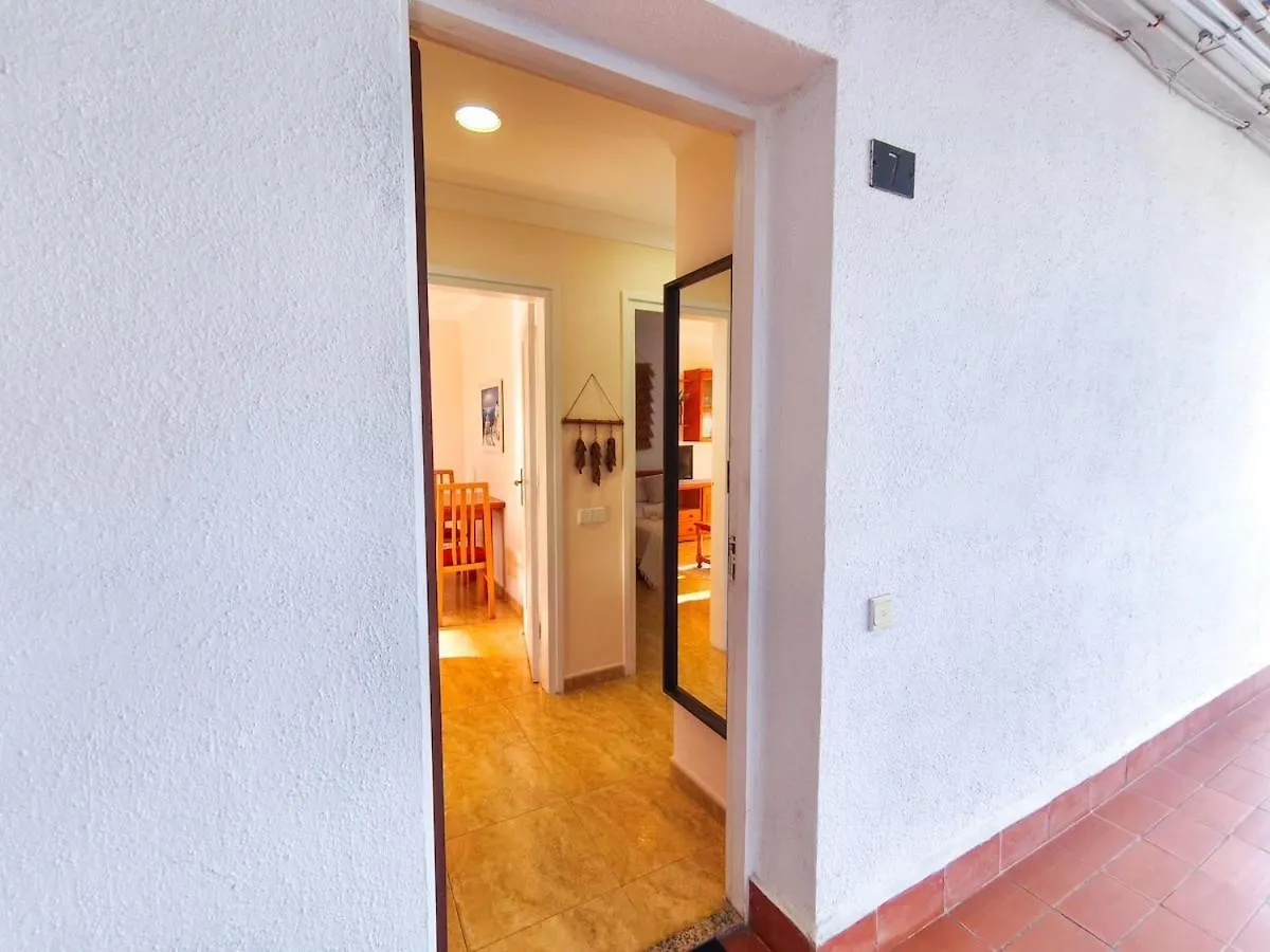 New Apartment Costa Brava, Seaview! Nearby Beach يوريت دي مار 0*,  إسبانيا